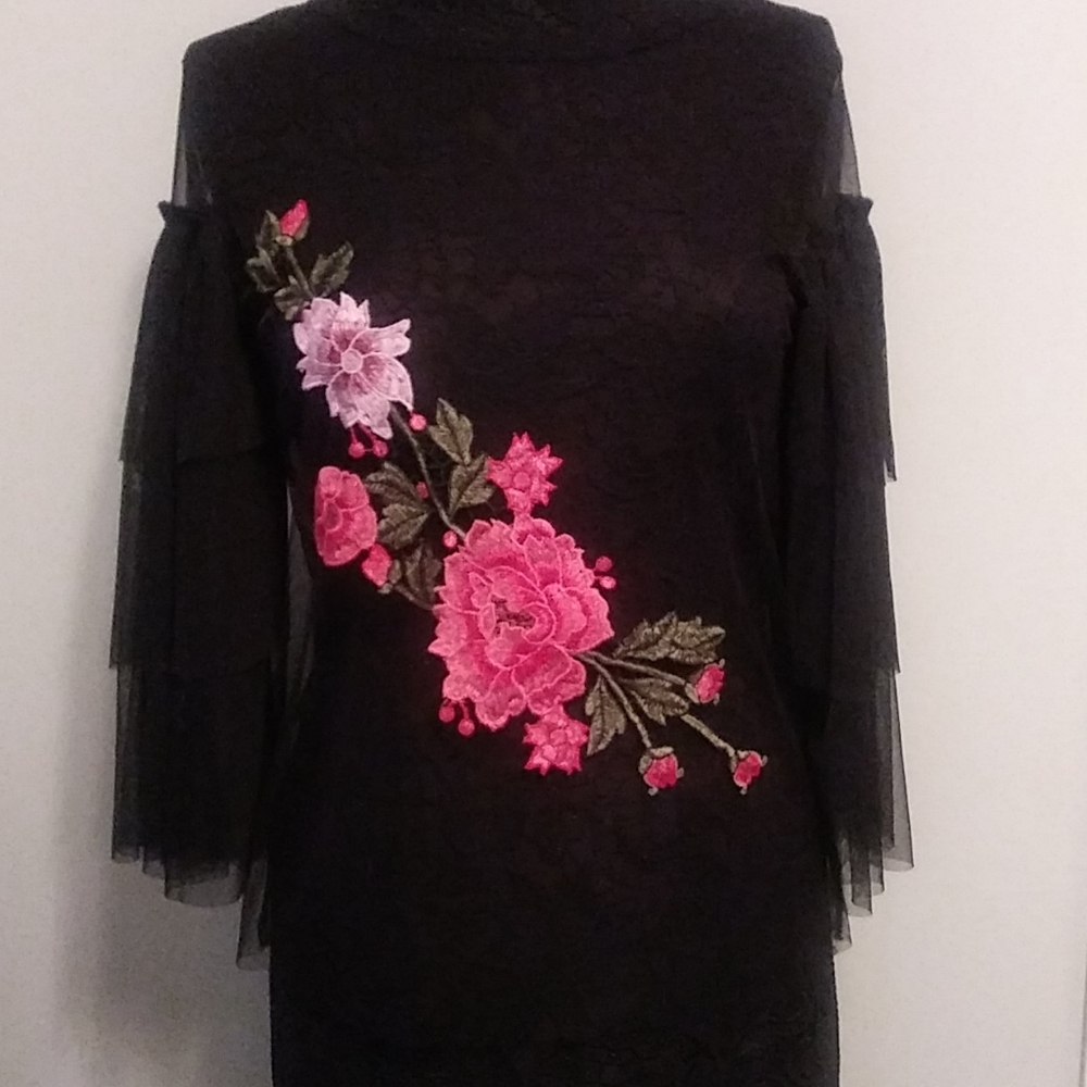 Cleo Apparel Top